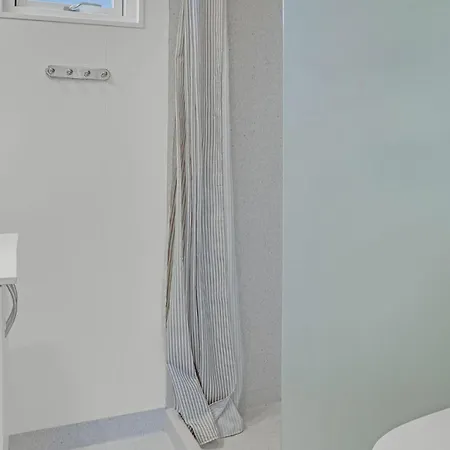 Apartment 2 Bedroom Beautiful In Vaeggerlose Boto By