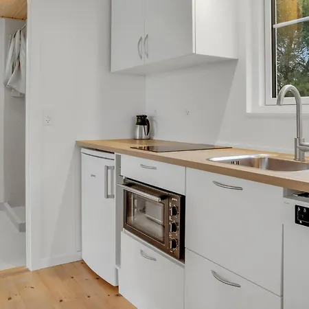2 Bedroom Beautiful In Vaeggerlose Boto By